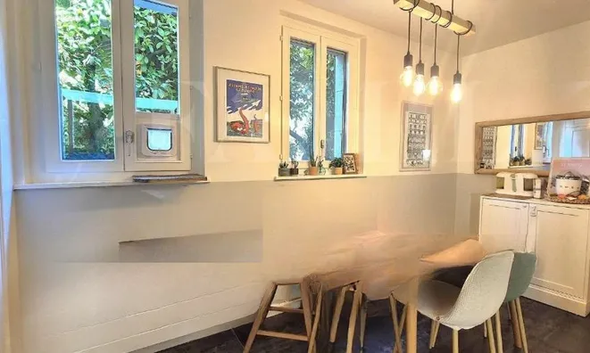 Недвижимость Apartment 5 rooms: 6