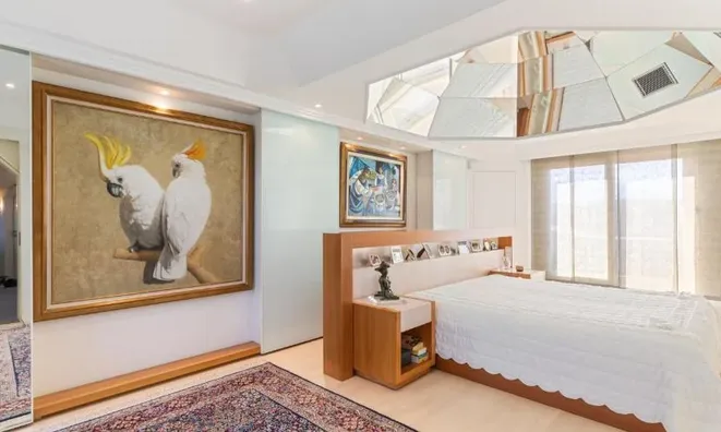 Недвижимость Roof flat 8 rooms: 11