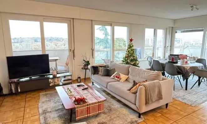 Недвижимость Apartment 4 rooms: 3