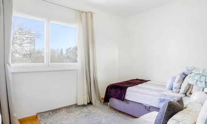 Недвижимость Apartment 5.5 rooms: 6