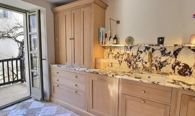 Недвижимость Single house 8 rooms: 2