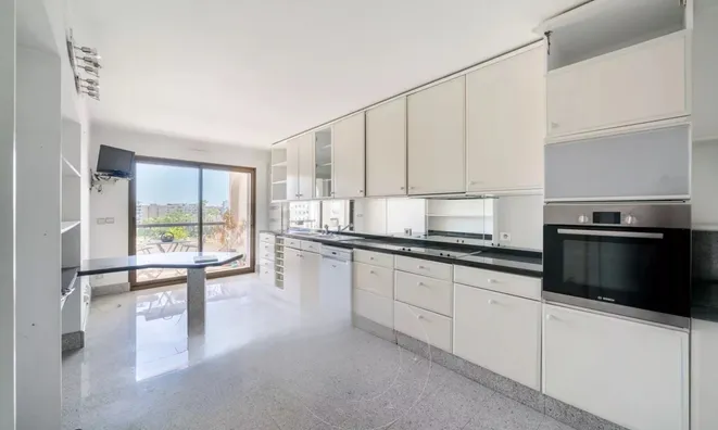 Недвижимость Villa Pointe Croisette: 3