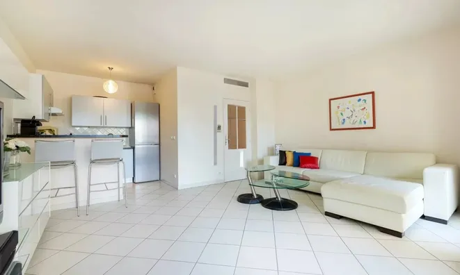 Недвижимость Villa Cannes République: 2