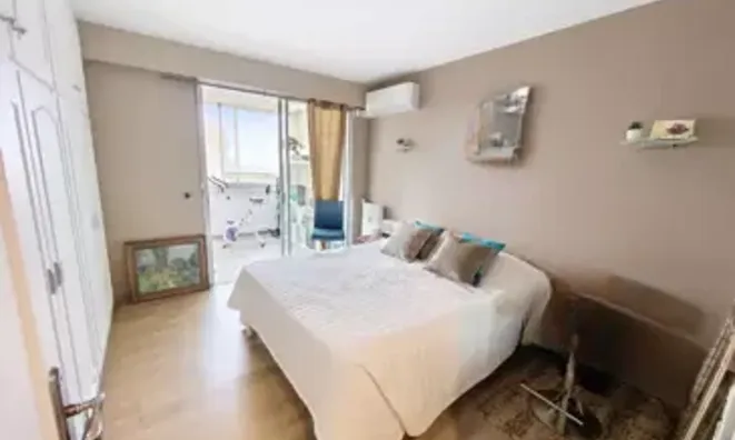 Недвижимость Villa Petit Juas: 8