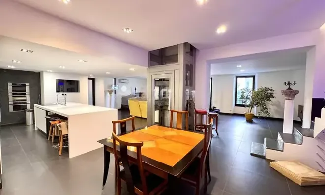 Недвижимость Villa Petit Juas: 1
