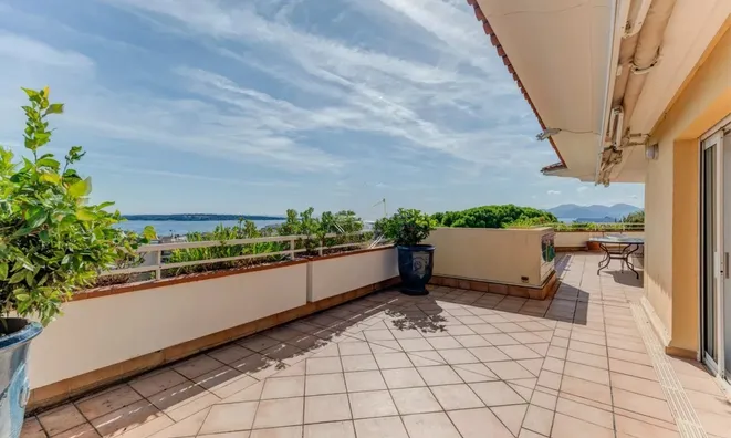 Недвижимость Villa Croix des Gardes: 3