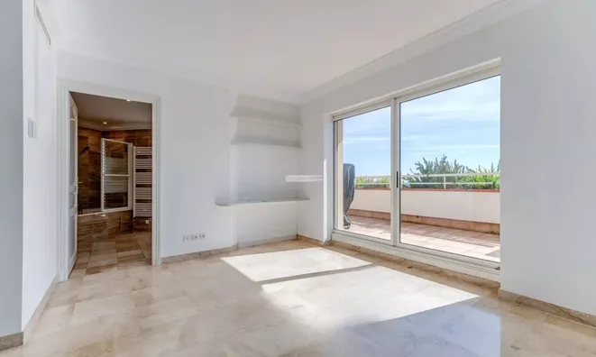 Недвижимость Villa Croix des Gardes: 8