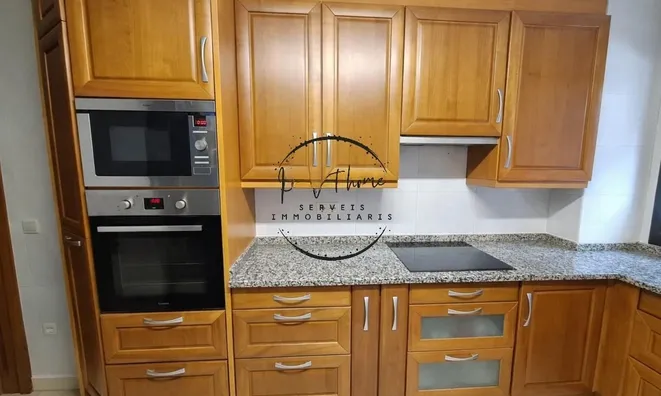 Недвижимость Exclusive ground floor with private garden in La Cortinada: 11