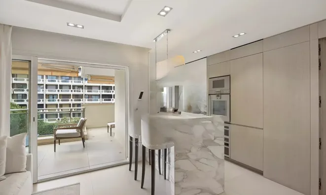 Недвижимость Villa Croix des Gardes: 16