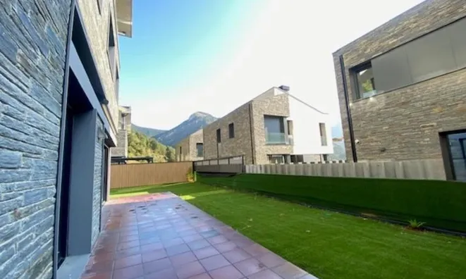 Недвижимость Exclusive high-end duplex with garden and private box: 6