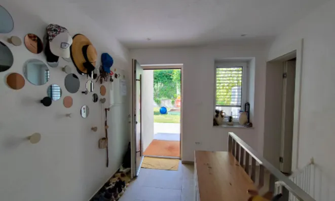 Недвижимость Трёхкомнатная квартира Жустерна: 6