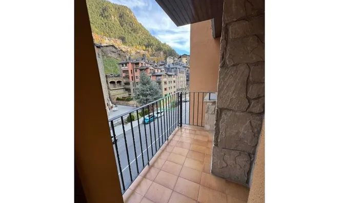 Недвижимость 3-bedroom apartment with 2 auxiliary rooms for sale in La Massana: 14