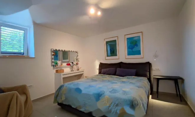 Недвижимость Трёхкомнатная квартира Жустерна: 19