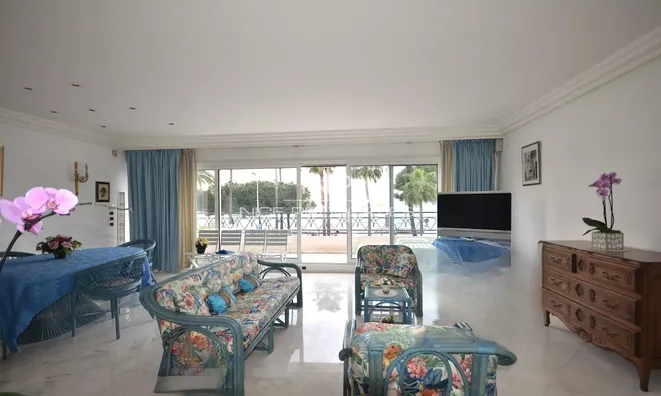 Недвижимость Villa Pointe Croisette: 3
