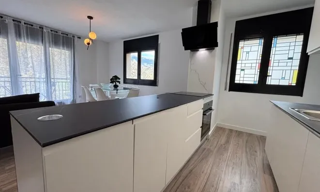 Недвижимость 3 bedroom apartment + 3 auxiliary rooms for sale in Encamp: 8