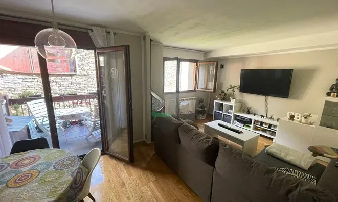Недвижимость 2-bedroom apartment with 2 auxiliary rooms for sale in Ordino: 2