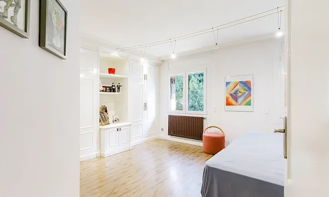 Недвижимость Reformed duplex penthouse with terrace and spectacular views in the center of Escaldes-Engordany: 11
