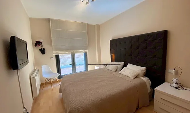 Недвижимость Fantastic 3-bedroom apartment with parking and storage in El Tarter: 6