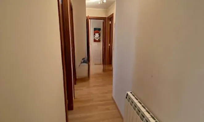 Недвижимость Fantastic 3-bedroom apartment with parking and storage in El Tarter: 12