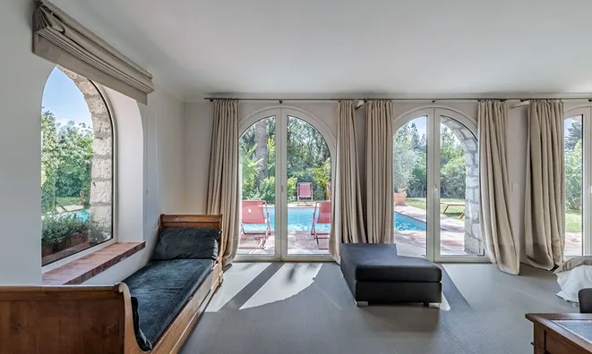Недвижимость Villa Croix des Gardes: 5