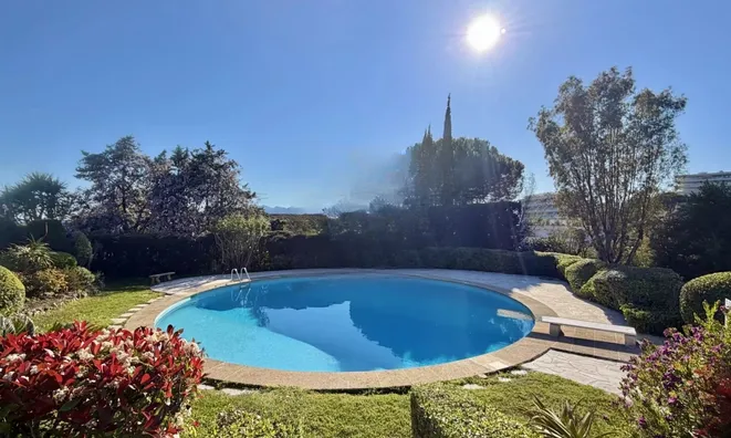 Недвижимость Villa Croix des Gardes: 15