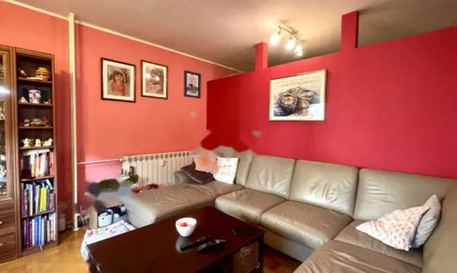 Недвижимость Трехкомнатная квартира Копер: 8