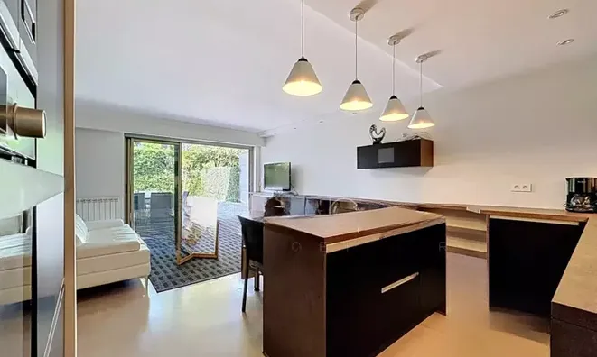Недвижимость Villa Petit Juas: 1
