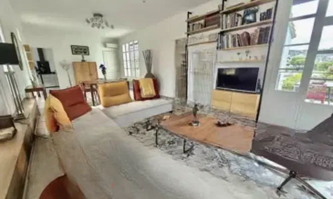 Недвижимость Villa Petit Juas: 11