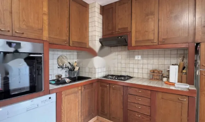 Недвижимость Четырехкомнатная квартира в Копере: 6