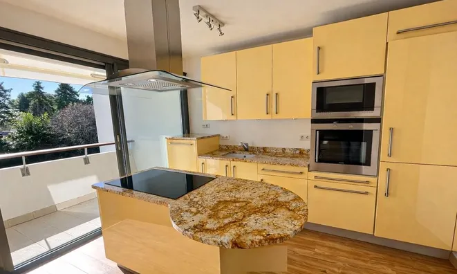 Недвижимость Villa Cannes République: 7