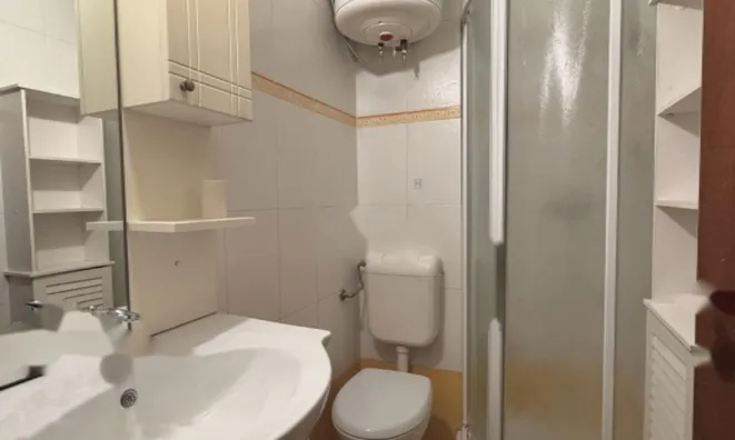 Недвижимость Четырехкомнатная квартира в Копере: 10