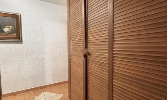 Недвижимость Четырехкомнатная квартира в Копере: 11