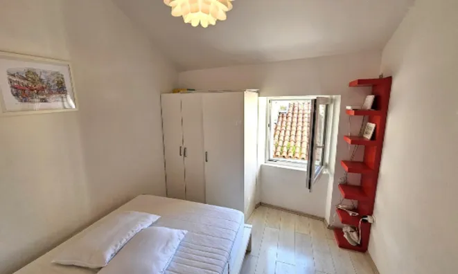 Недвижимость Трёхкомнатная квартира в центре Пирана: 16