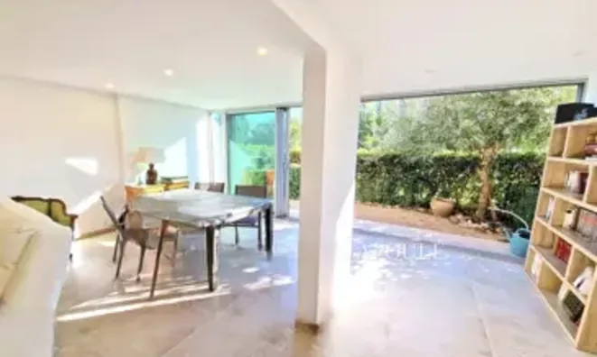 Недвижимость House Cannes Mandelieu: 2