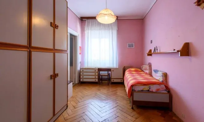 Недвижимость Квартира на улице Капуччини: 7