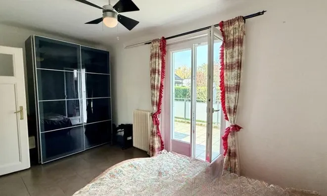 Недвижимость Single house 8 rooms: 4
