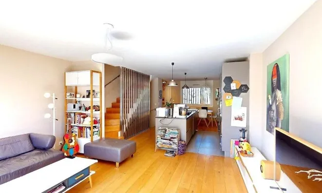 Недвижимость Row house 7 rooms: 3
