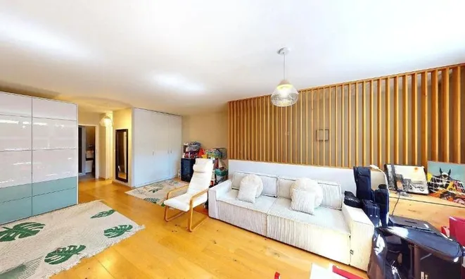 Недвижимость Row house 7 rooms: 7