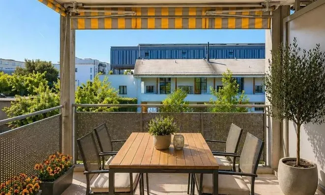 Недвижимость Apartment 5 rooms: 3