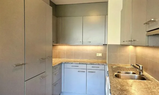 Недвижимость Apartment 5 rooms: 7