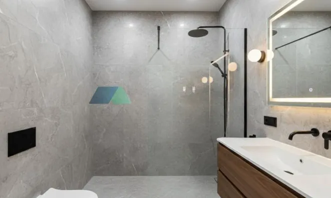 Недвижимость Apartment 5.5 rooms: 4