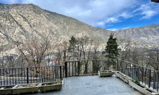 Недвижимость Townhouse for sale in Andorra la Vella: 2