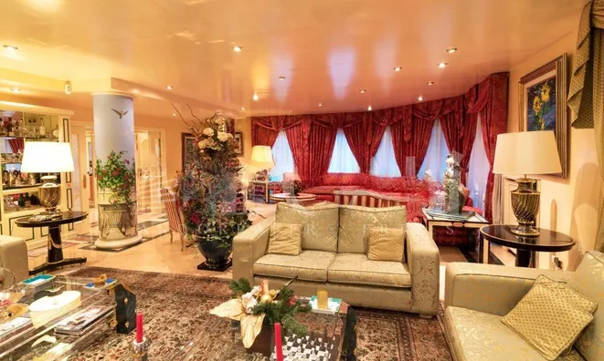Недвижимость Luxury chalet with sun and views 5 minutes from the center: 4