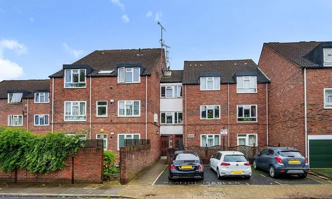 Недвижимость Wolftencroft Close, Battersea: 3