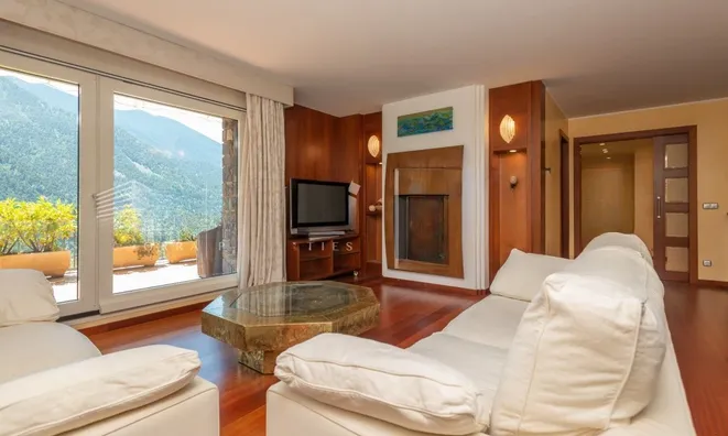 Недвижимость Chalet for sale in exclusive residential area of Escaldes: 4
