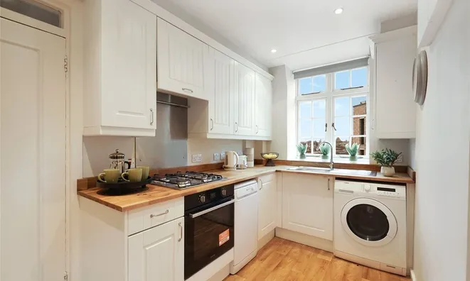 Недвижимость Cranmer Court, Whiteheads Grove, Chelsea: 10