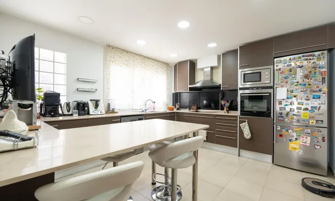 Недвижимость Independent chalet with spectacular views and sun: 1