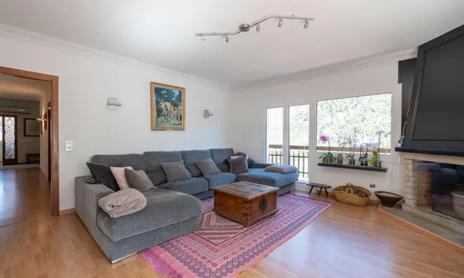 Недвижимость Independent chalet with spectacular views and sun: 4