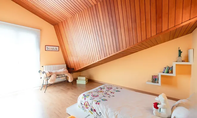 Недвижимость Independent chalet with spectacular views and sun: 11