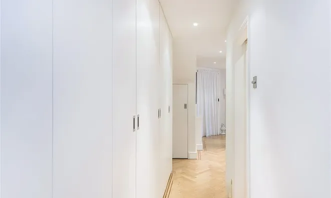 Недвижимость Redcliffe Square, Chelsea: 2